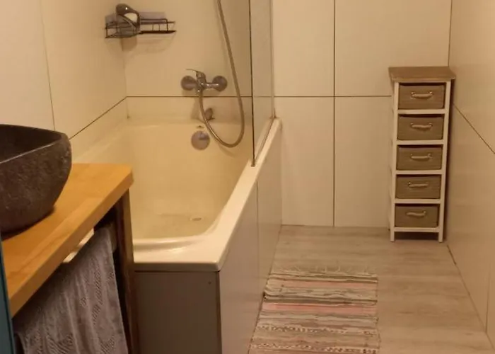 Maison Calme Privatunterkunft *